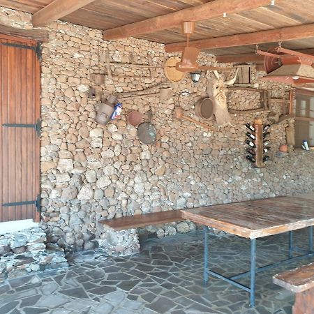 Azienda Agricola Affittacamere S'Ispinalba Di Laura Pitzolu Borore Luaran gambar